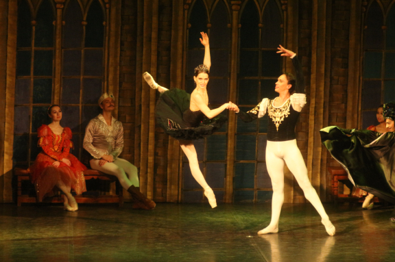 Балет "Лебединое озеро"